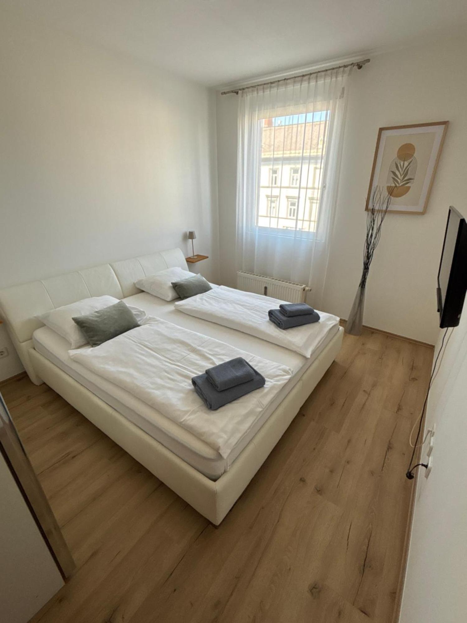 Apartment Klagenfurt Center With Free Parking - Ring41 Klagenfurt am Woerthersee Exterior foto
